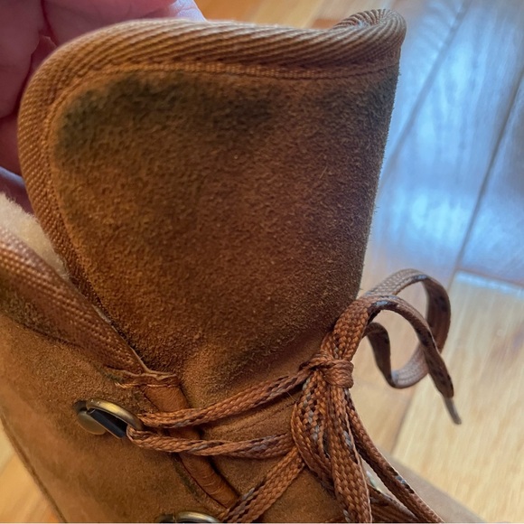 UGG Women's W Birch LACE-UP Boot Snow Chestnut 8 M US - Picture 13 of 15